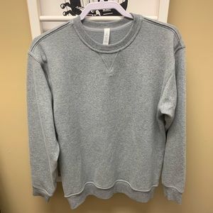 Grey Lululemon sweatshirt. In perfect condition.